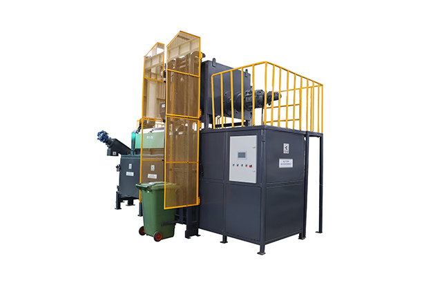 紙盒泡沫就地分揀 果蔬垃圾現(xiàn)場“壓榨”，這個(gè)市場果蔬垃圾這樣減量