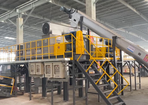 酒糟螺旋壓榨脫水機(jī)客戶(hù)現(xiàn)場(chǎng)